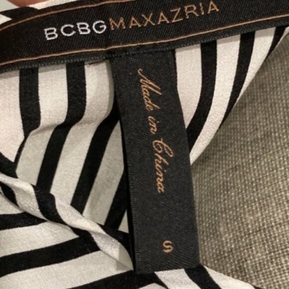 Bcbg White/Black Striped Silk Short Sleeve Blouse tunic - Picture 14 of 15